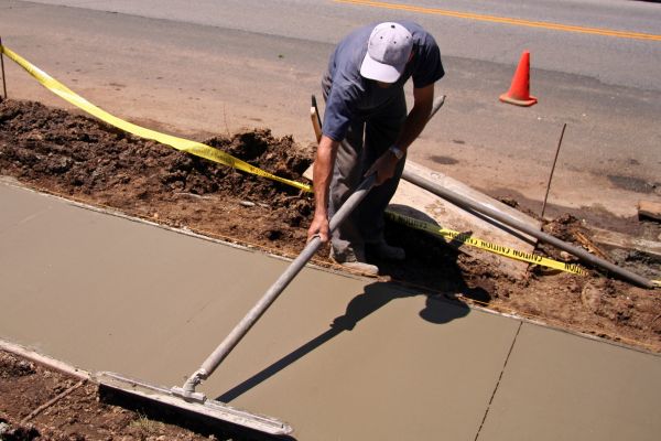 Sidewalk Cementing in Casper